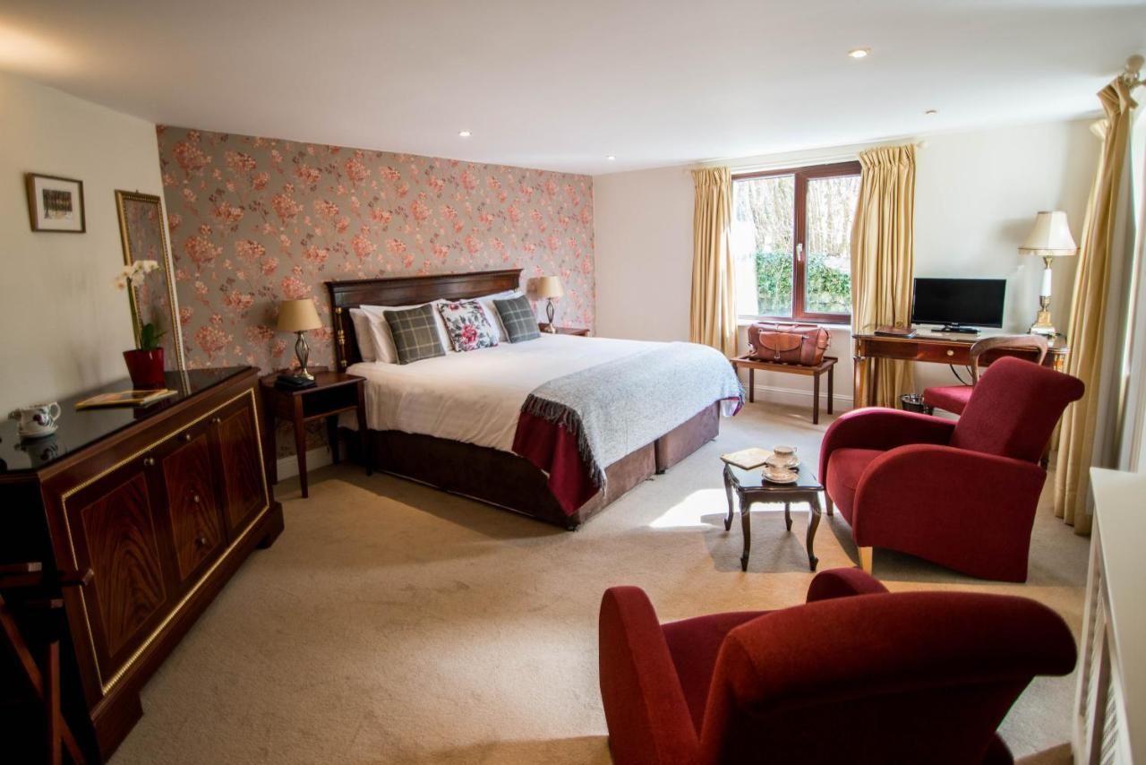 Отели типа «постель и завтрак» Hazelwood Lodge Балливон-14