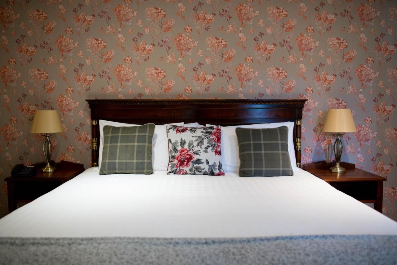 Отели типа «постель и завтрак» Hazelwood Lodge Балливон-32