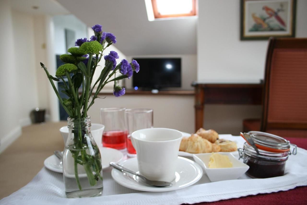 Отели типа «постель и завтрак» Hazelwood Lodge Балливон-47